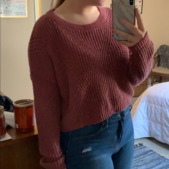 Express Sweater - Picture 5 of 6